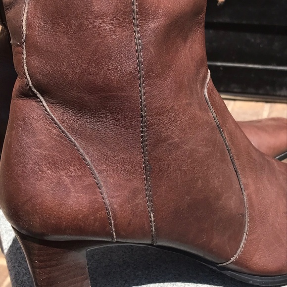 🚨B2G1 ANNE KLEIN Brown Heeled Boots - Picture 10 of 12